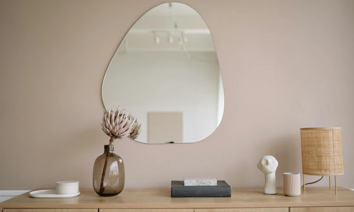 taupe-entryway-mirror-table